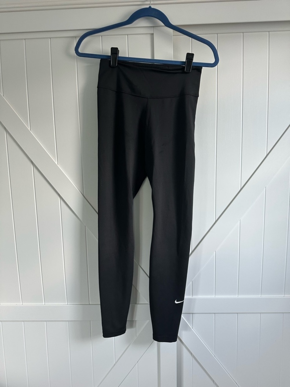 Nike Dri-FIT Black High Rise Leggings Women’s Size Medium Athletic Yoga